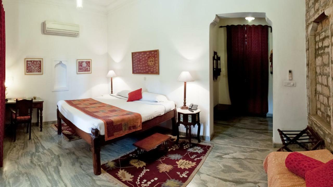 Hotel Neemrana'S - Deo Bagh Gwalior Exterior foto
